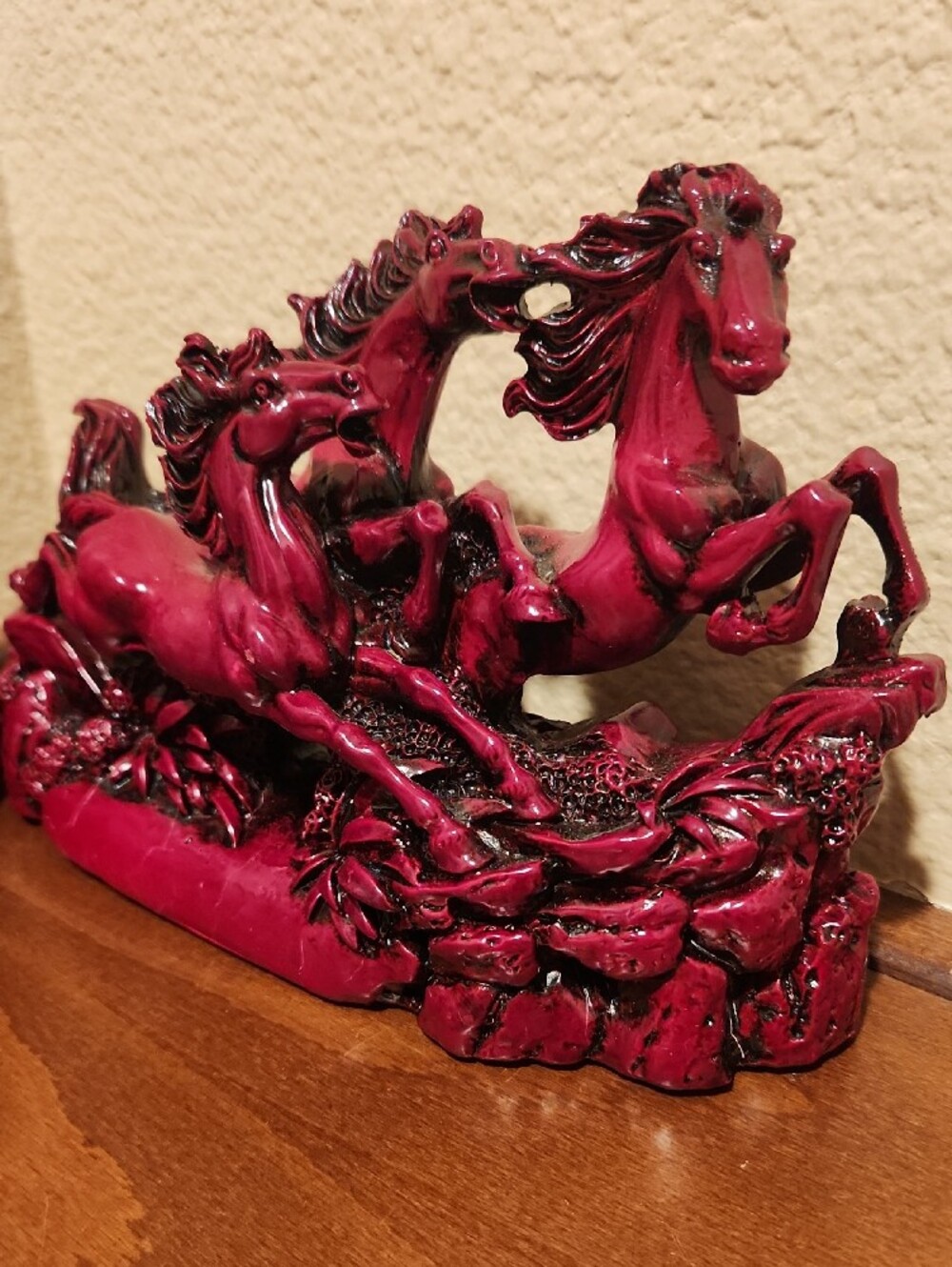 Red Horse Sculpture Bookends - Decorative Home Accent